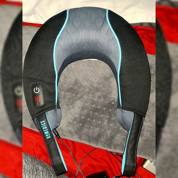 Homedics Other - New without box neck massager Homedics Vibration soothing heat massage